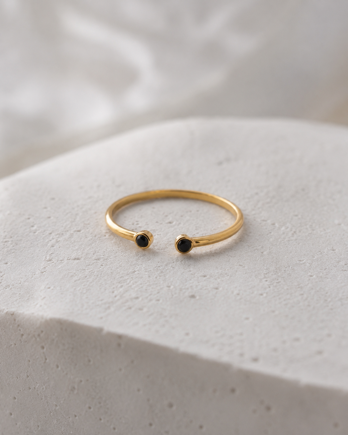 The Mystery Ring vergoldet als klares Produktbild