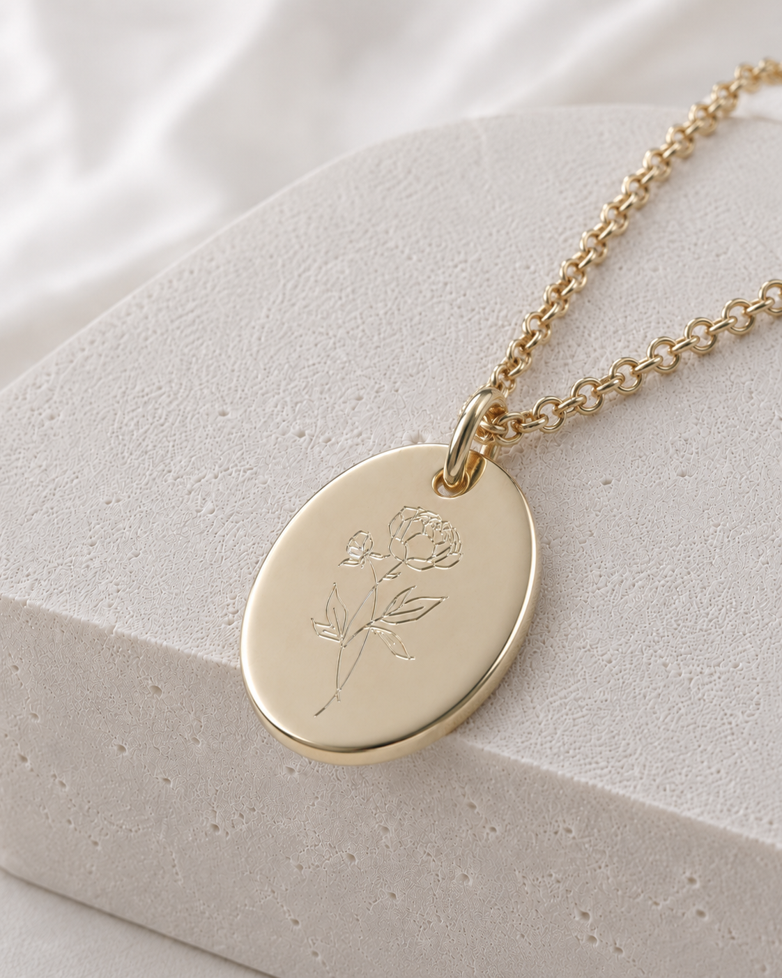 Geburtsblumen-Kette November mit Pfingstrosen-Anhänger als dezenter Schmuck 