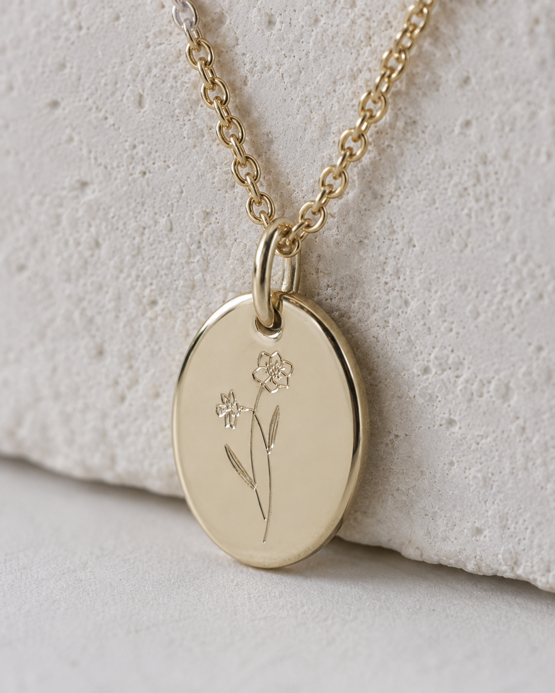 Geburtsblumen-Kette Dezember mit Narzissen-Anhänger als dezenter Schmuck 