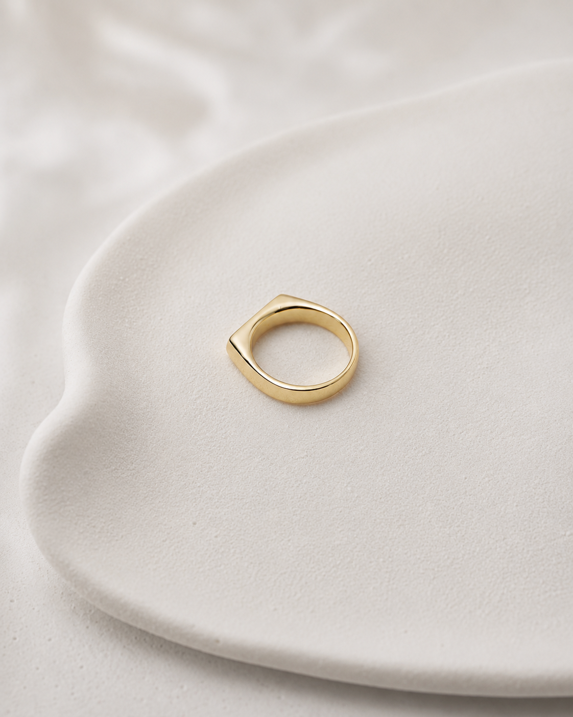 The True Ring vergoldet als klares Produktbild